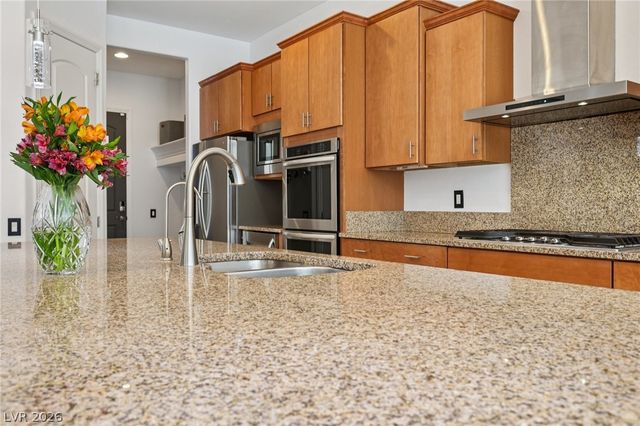 2341 Martinique Avenue, Henderson, NV 89044