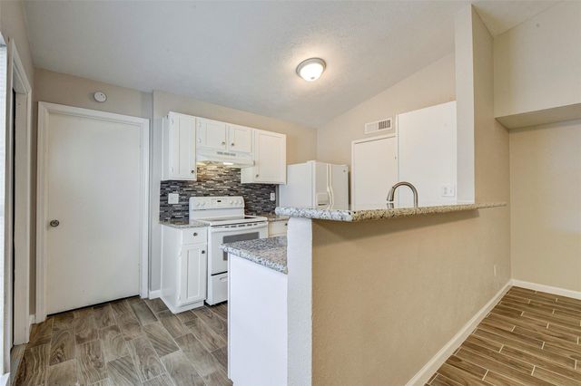 17419 Ranch Country Road, Hockley, TX 77447