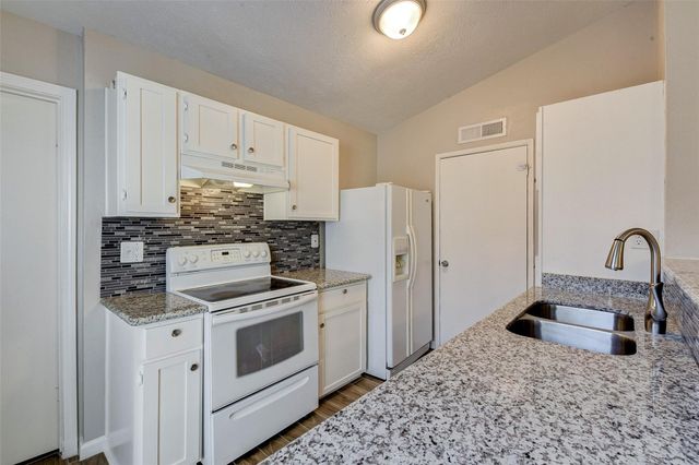 17419 Ranch Country Road, Hockley, TX 77447