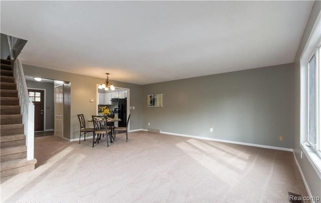 185 Fraser Street, Rochester, MI 48307