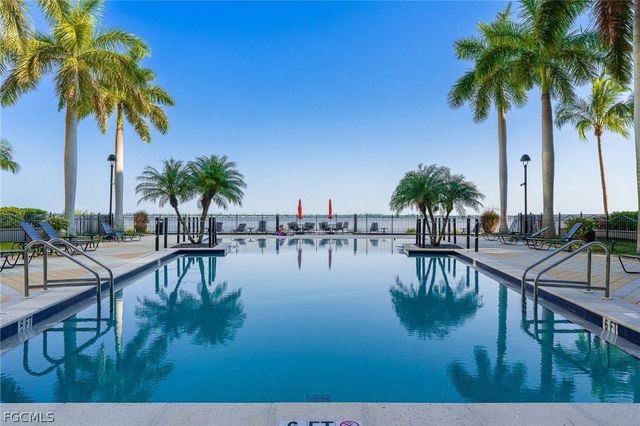 2825 Palm Beach BLVD 618, Fort Myers, FL 33916