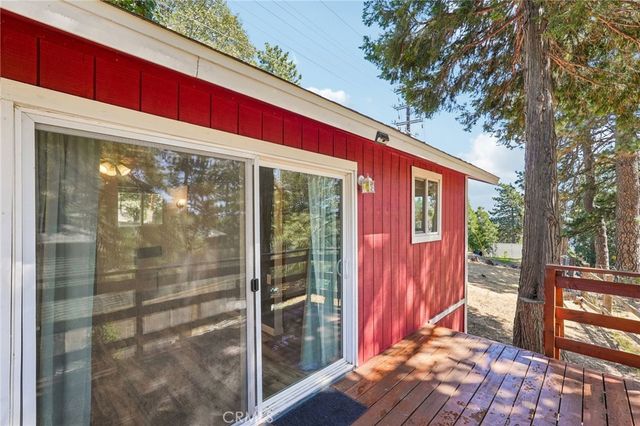 21461 Crest Forest, Cedarpines Park, CA 92322