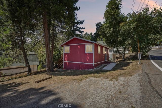 21461 Crest Forest, Cedarpines Park, CA 92322