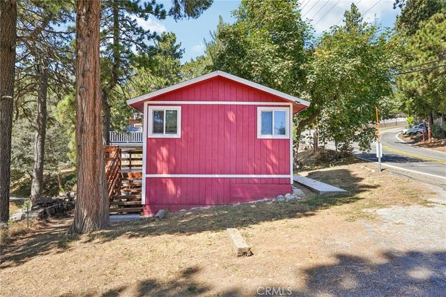 21461 Crest Forest, Cedarpines Park, CA 92322