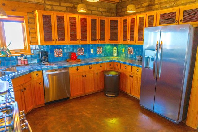 3 Dark Sky, Alpine, TX 79830