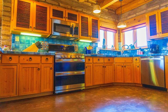 3 Dark Sky, Alpine, TX 79830