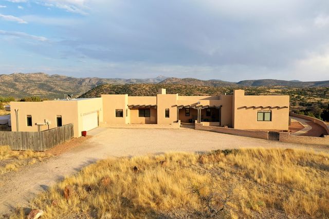 3 Dark Sky, Alpine, TX 79830