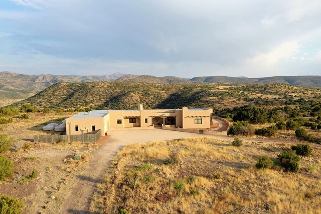 3 Dark Sky, Alpine, TX 79830