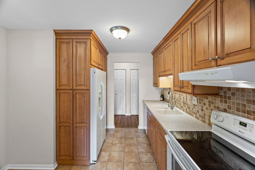 1505 E Central Road 216B, Arlington Heights, IL 60005 — photo 3