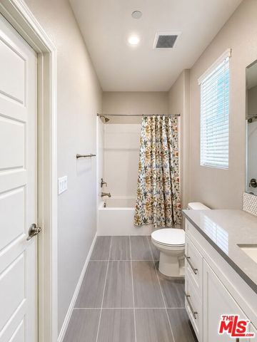 751 Daniel Freeman Circle, Inglewood, CA 90301
