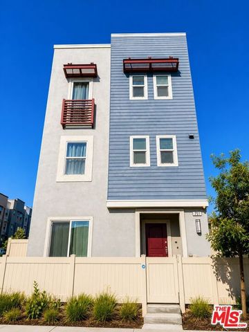 751 Daniel Freeman Circle, Inglewood, CA 90301