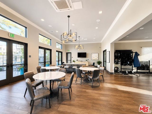 751 Daniel Freeman Circle, Inglewood, CA 90301