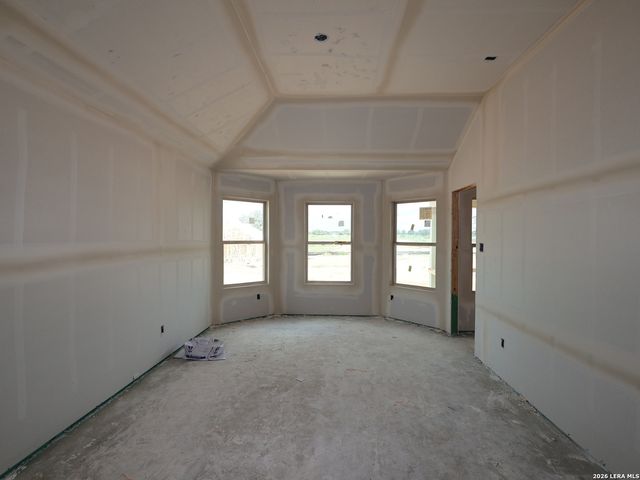 17403 Elder Walnut Drive, Elmendorf, TX 78112