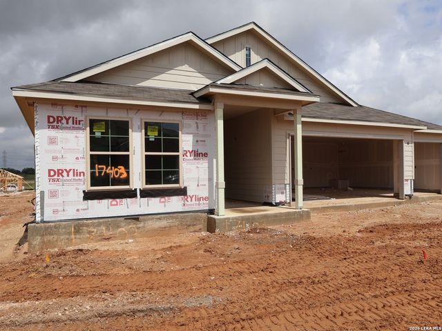 17403 Elder Walnut Drive, Elmendorf, TX 78112
