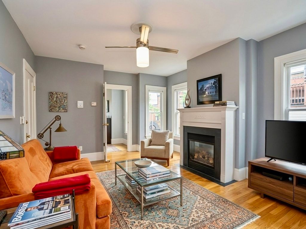271 K Street 2, Boston, MA 02127