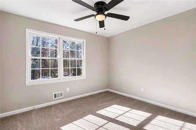 612 The General Avenue, Woodstock, GA 30189