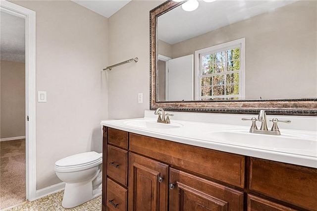 612 The General Avenue, Woodstock, GA 30189