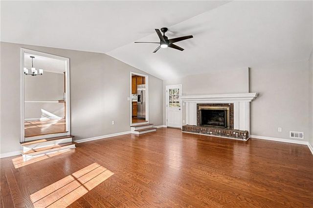 612 The General Avenue, Woodstock, GA 30189