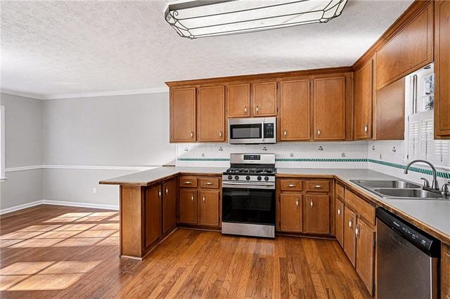 612 The General Avenue, Woodstock, GA 30189