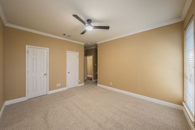 816 S Havenwood Lane, Fort Worth, TX 76112