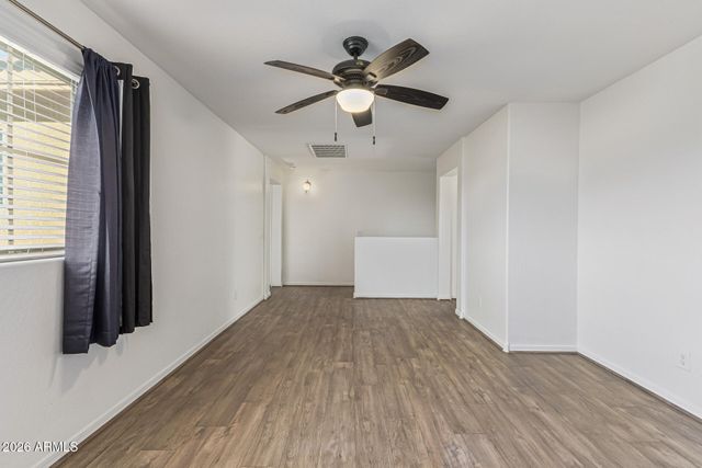 1052 W PAISLEY Drive, San Tan Valley, AZ 85143