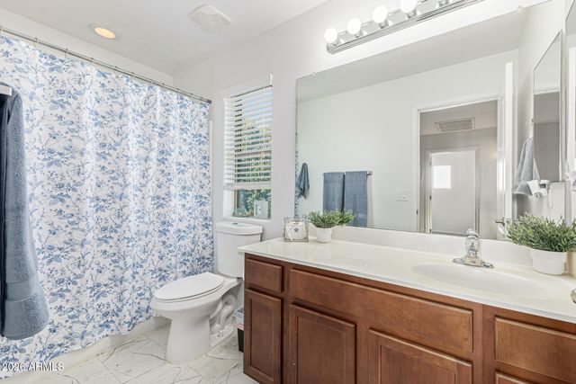 1052 W PAISLEY Drive, San Tan Valley, AZ 85143