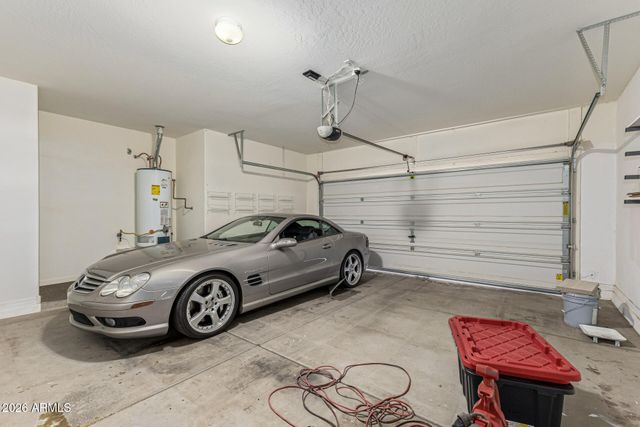 1052 W PAISLEY Drive, San Tan Valley, AZ 85143