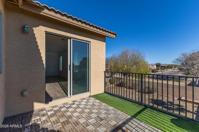 1052 W PAISLEY Drive, San Tan Valley, AZ 85143