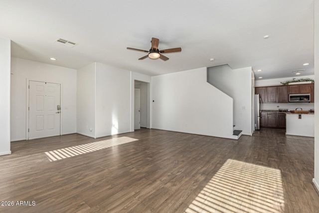 1052 W PAISLEY Drive, San Tan Valley, AZ 85143