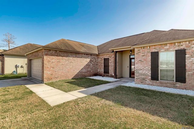 10806 Fenway Ln, Denham Springs, LA 70726