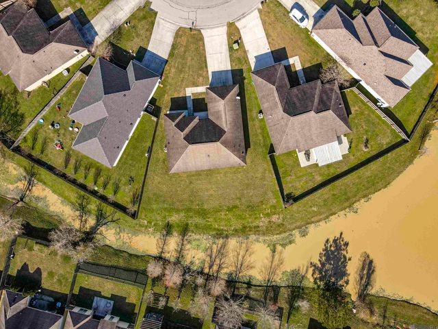 10806 Fenway Ln, Denham Springs, LA 70726