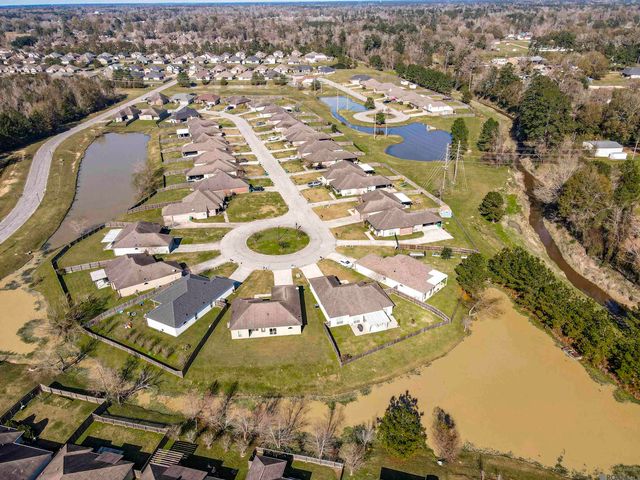 10806 Fenway Ln, Denham Springs, LA 70726