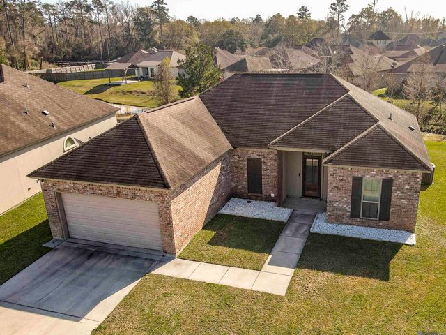 10806 Fenway Ln, Denham Springs, LA 70726