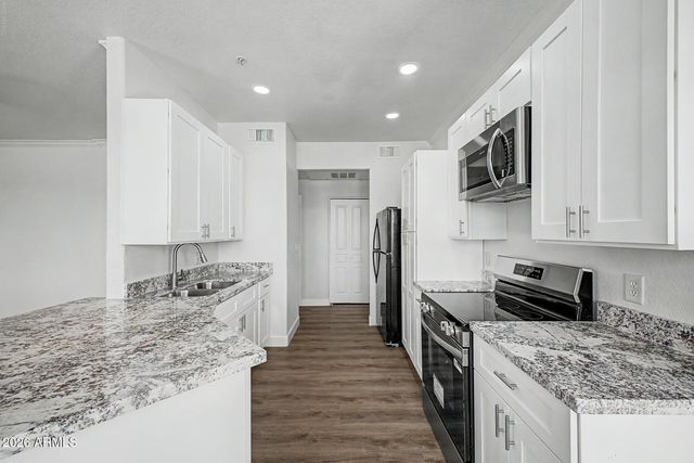 1941 S PIERPONT Drive 1044, Mesa, AZ 85206