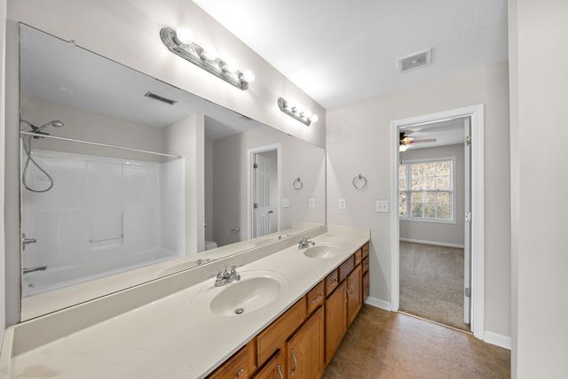 938 Cumberland Dr Unit A, Clarksville, TN 37040