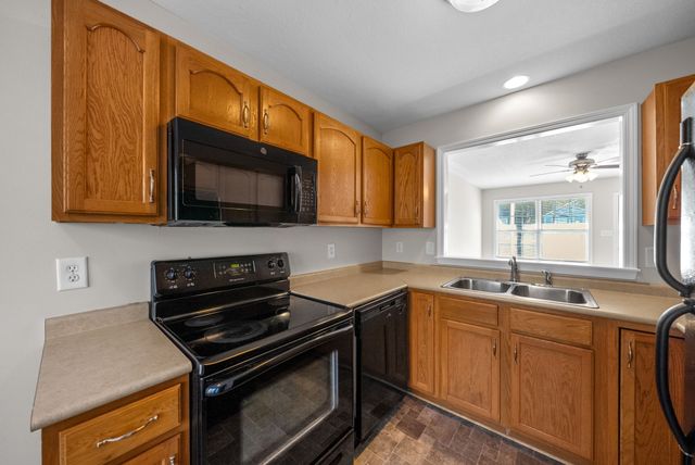 938 Cumberland Dr Unit A, Clarksville, TN 37040