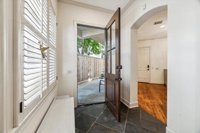 2207 Dunraven Lane, Houston, TX 77019