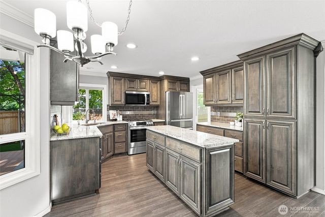 18501 SE 36th Street, Vancouver, WA 98689