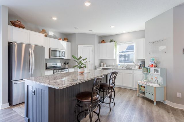 20983 Flaxton Lane, Farmington, MN 55024