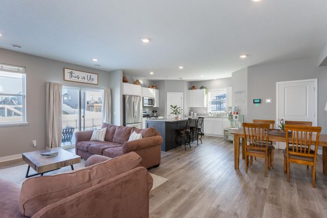 20983 Flaxton Lane, Farmington, MN 55024