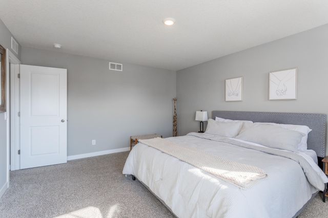 20983 Flaxton Lane, Farmington, MN 55024