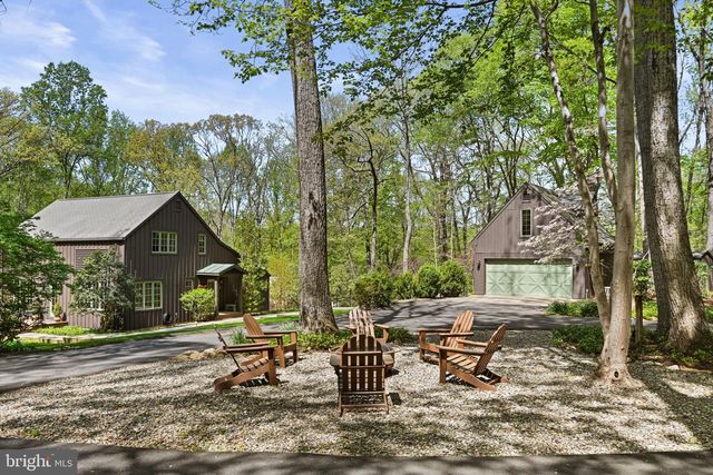 9126 POTOMAC RIDGE RD, Great Falls, VA 22066
