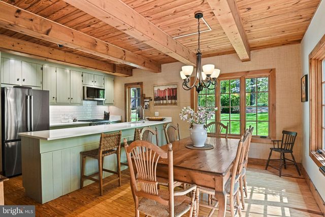 9126 POTOMAC RIDGE RD, Great Falls, VA 22066