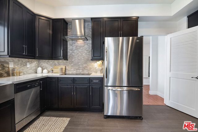 1434 Greenfield Avenue 303, Los Angeles, CA 90025