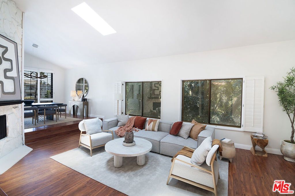 1434 Greenfield Avenue 303, Los Angeles, CA 90025