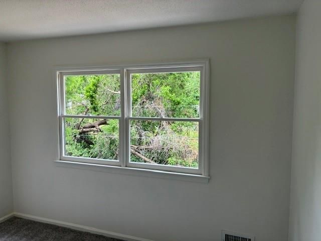 6807 Lakeshore Drive, Raytown, MO 64133