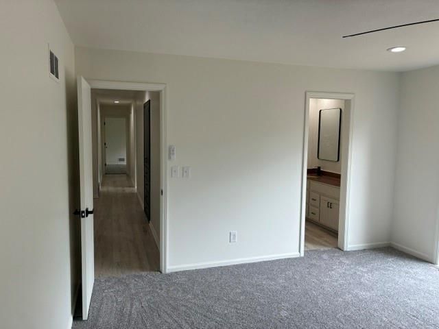 6807 Lakeshore Drive, Raytown, MO 64133