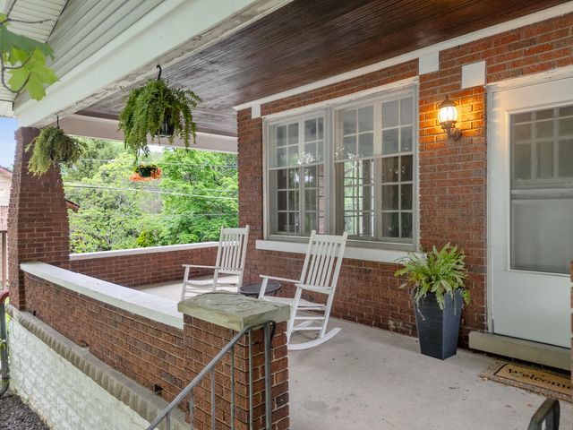 316 Linden Avenue, Southgate, KY 41071