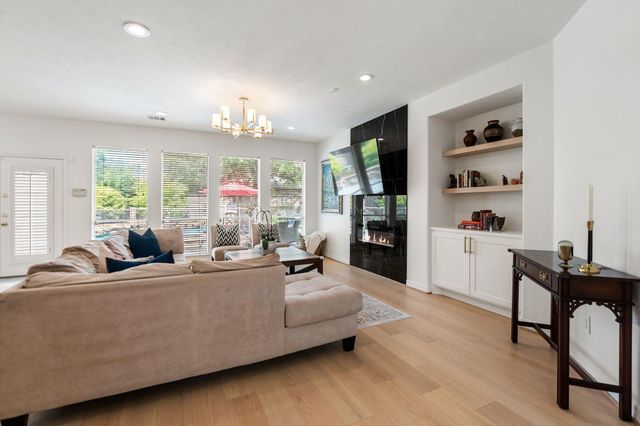 5515 Chase Harbor, Houston, TX 77041