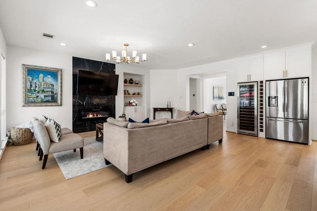 5515 Chase Harbor, Houston, TX 77041